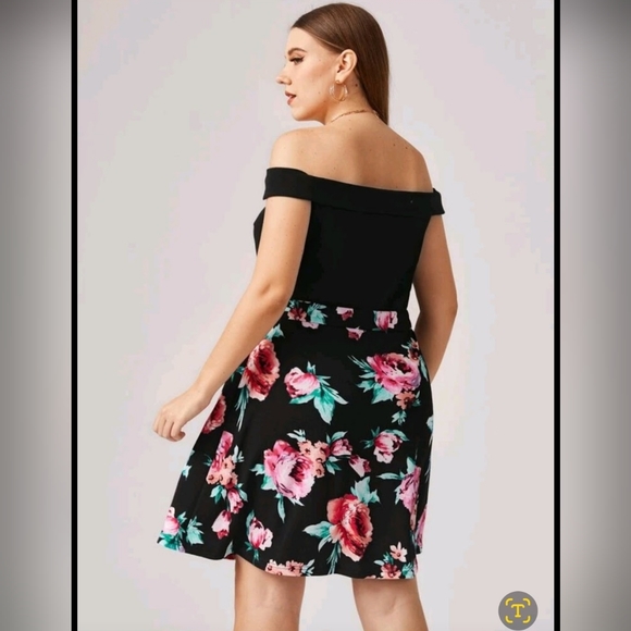 Dress - Picture 3 of 6